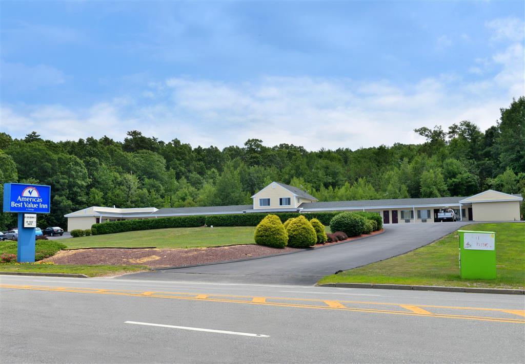 Americas Best Value Inn Providence-North Scituate Exterior photo