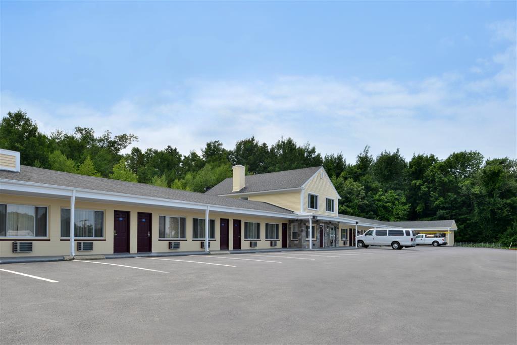 Americas Best Value Inn Providence-North Scituate Exterior photo